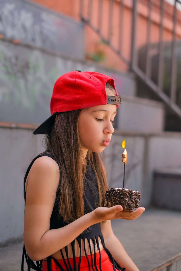 Casquettes pour enfants : Quelles sont les options ajustables ?