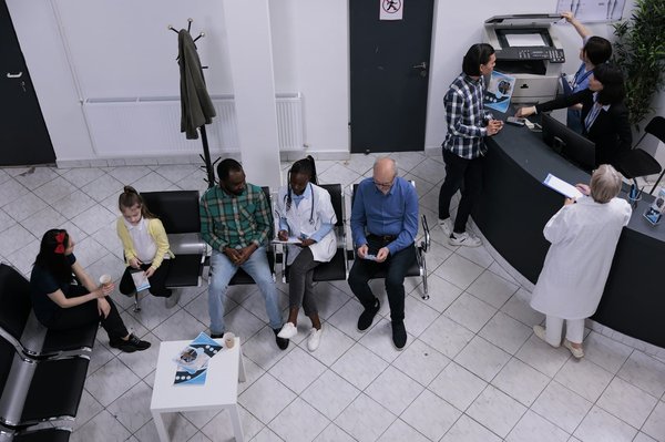 Les cliniques privées sont-elles une solution durable pour la santé ?